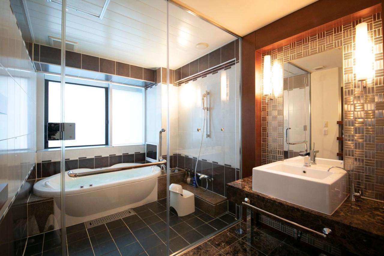 Hotel Aperto (Adults Only) Tokyo prefektur Exteriör bild